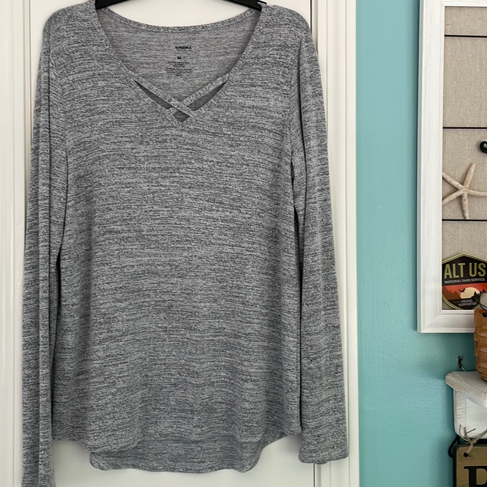 Sonoma X front knit long sleeve size M